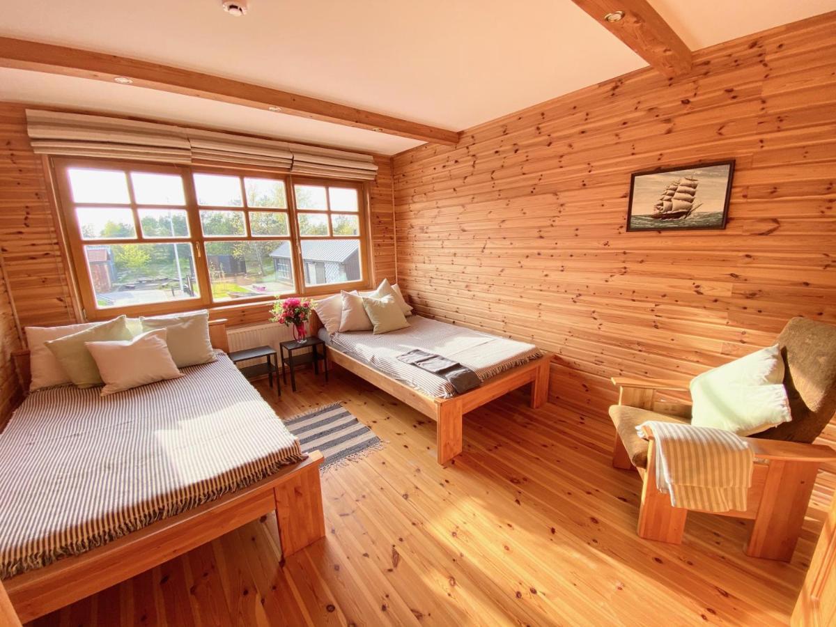 Akagals Hotel Pāvilosta Kültér fotó